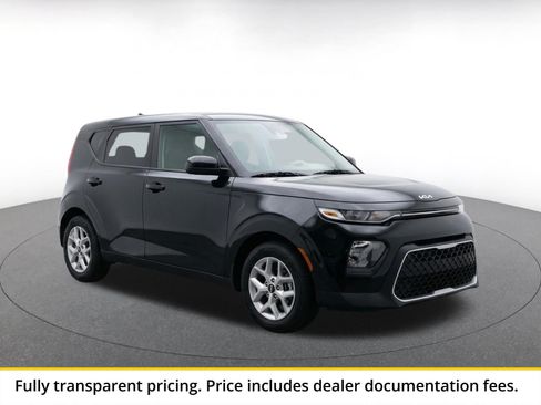 Used 2025 Kia Soul LX w/ LX Technology Package FWD image 1