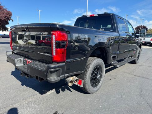 New 2026 Ford F250 Lariat w/ Black Appearance Package image 11