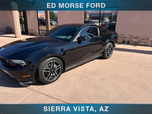 Used 2011 Ford Mustang GT Premium w/ Comfort Pkg RWD image 3