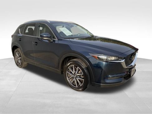 Used 2018 MAZDA CX-5 Touring w/ Preferred Equipment Package FWD image 3