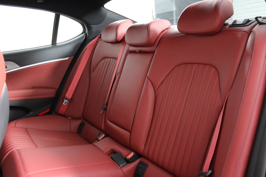 Used 2026 Genesis G70 3.3T Sport Prestige RWD image 18