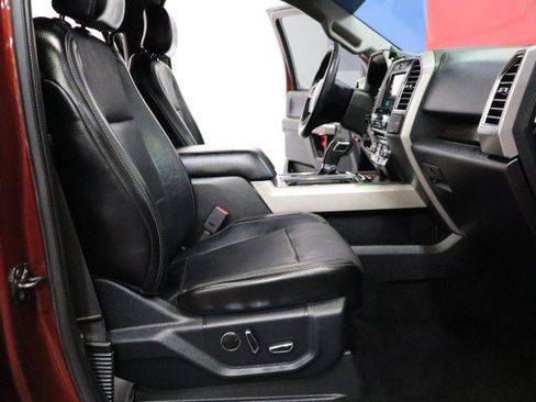 Used 2016 Ford F150 Lariat w/ Equipment Group 502A Luxury AWD/4WD image 8