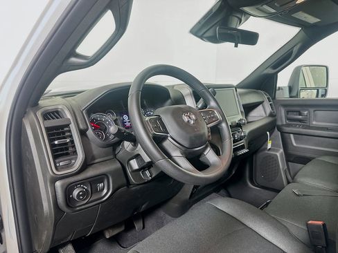 New 2026 RAM 2500 Tradesman AWD/4WD image 9