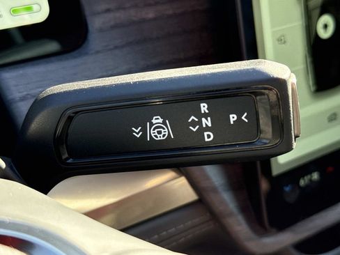 Used 2023 Rivian R1S Launch Edition AWD/4WD image 21