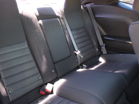 Used 2010 Dodge Challenger R/T RWD image 14