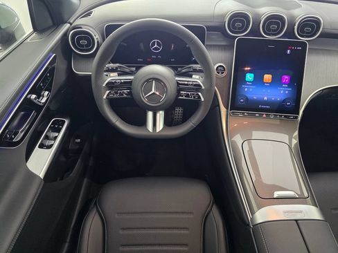 New 2026 Mercedes-Benz GLC 300 image 10
