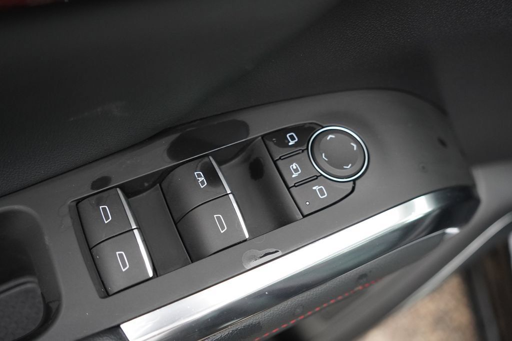 Certified 2024 Chevrolet Traverse RS FWD image 27