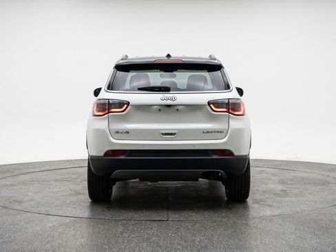 Used 2025 Jeep Compass Limited AWD/4WD image 7