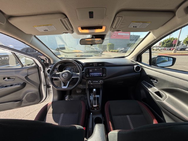 Used 2024 Nissan Versa SR FWD image 28