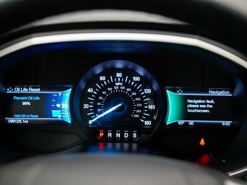 Used 2015 Ford Edge SEL w/ Equipment Group 201A image 24