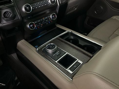 Certified 2018 Ford Expedition Limited w/ Equipment Group 301A image 18