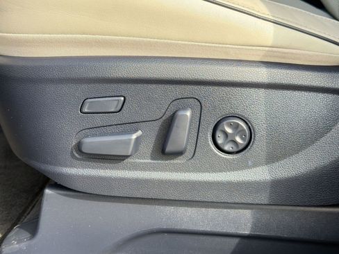 Used 2022 Hyundai Palisade Limited AWD/4WD image 13