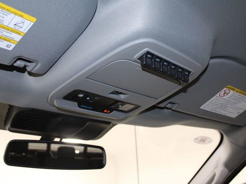 New 2025 Ford F250 XLT w/ Black Appearance Package image 40