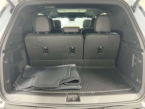 New 2026 Chevrolet Traverse RS w/ LPO, Floor Liner Package image 25