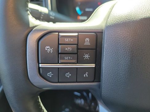 Certified 2023 Ford F250 Lariat w/ Lariat Ultimate Package AWD/4WD image 5