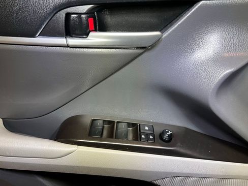 Certified 2023 Toyota Camry LE image 27