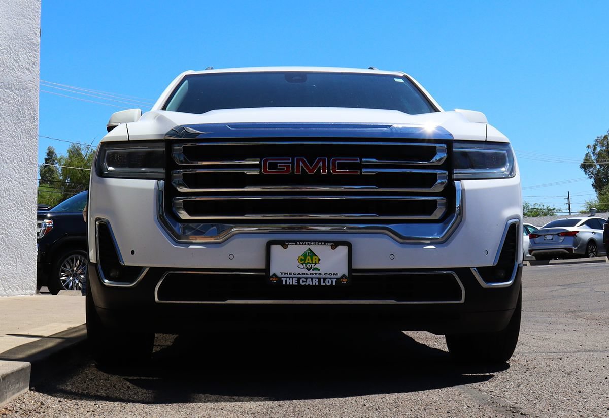 Used 2020 GMC Acadia SLT w/ LPO, Cargo Package FWD image 17
