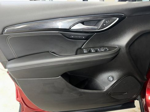 Certified 2023 Buick Envision Essence image 7