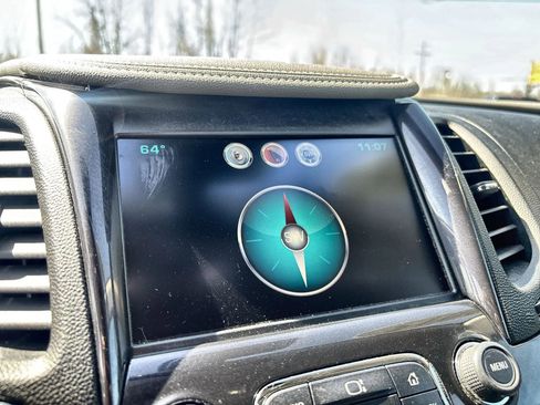 Used 2015 Chevrolet Impala LT w/ Convenience Package image 19