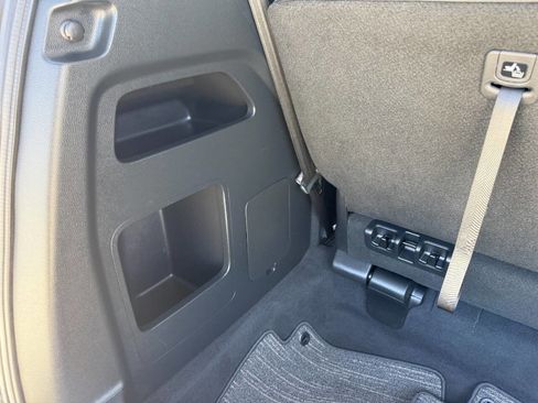 Used 2024 Honda Odyssey Elite image 31