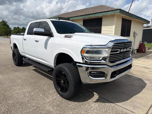 Used 2020 RAM 2500 Laramie AWD/4WD image 11