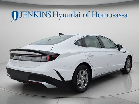 New 2026 Hyundai Sonata SE FWD image 4