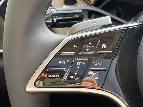 New 2026 Mercedes-Benz E 350 4MATIC Sedan image 26