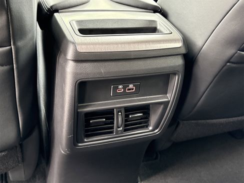 Used 2024 Nissan Murano SV w/ SV Midnight Edition Package image 11