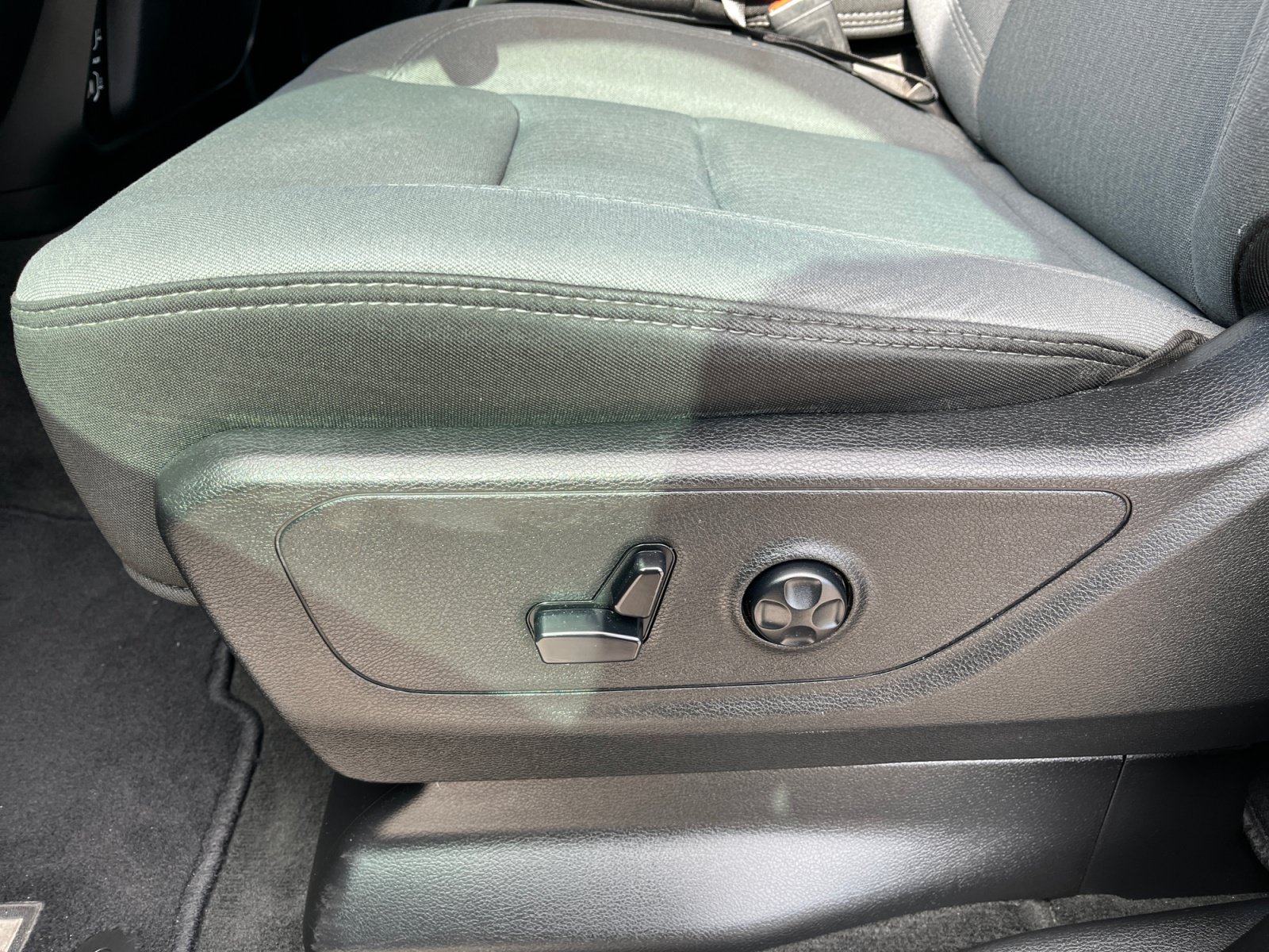 Used 2020 RAM 1500 Big Horn RWD image 20