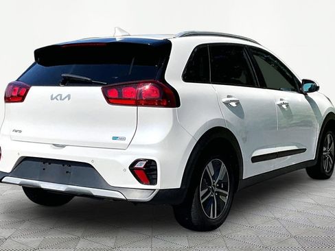 Used 2022 Kia Niro LXS FWD image 6