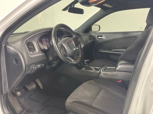Used 2022 Dodge Charger SXT RWD image 19