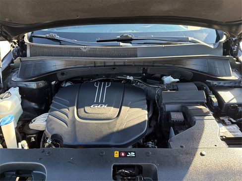 Used 2017 Kia Sorento LX image 12