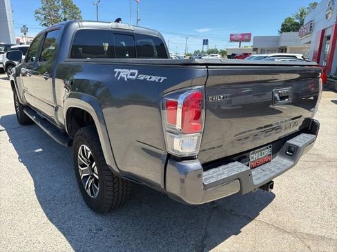 Used 2020 Toyota Tacoma TRD Sport w/ Technology Package RWD image 8
