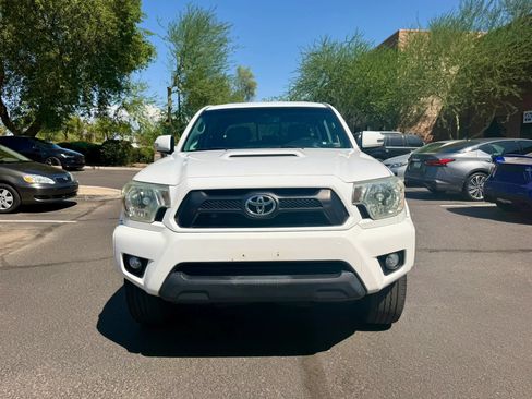 Used 2013 Toyota Tacoma PreRunner w/ TRD Sport Pkg RWD image 2