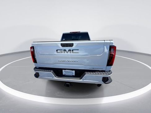 New 2026 GMC Sierra 3500 Denali Ultimate AWD/4WD image 7