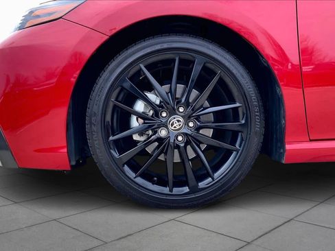 Used 2021 Toyota Camry XSE image 11