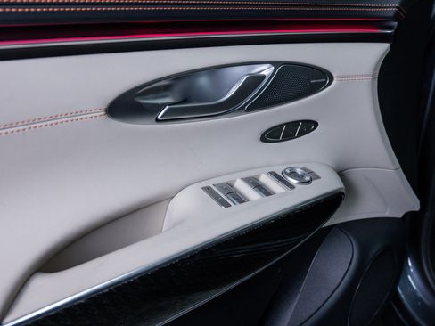 New 2026 Genesis GV70 3.5T Sport Prestige AWD/4WD image 18