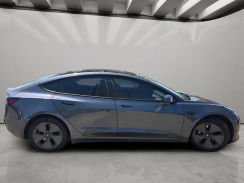 Used 2022 Tesla Model 3 Long Range AWD/4WD image 11