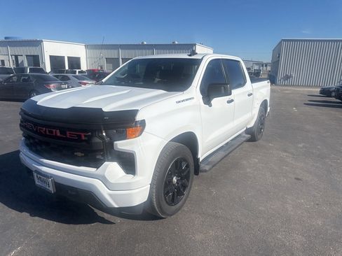 Used 2022 Chevrolet Silverado 1500 Custom image 7
