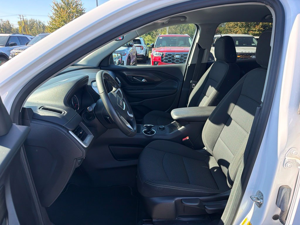 Used 2024 GMC Terrain SLE AWD/4WD image 6