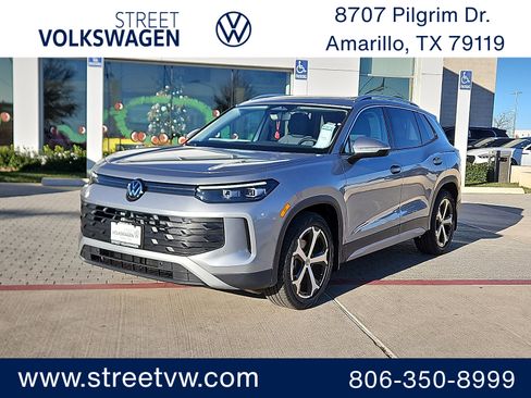 New 2026 Volkswagen Tiguan SE image 1