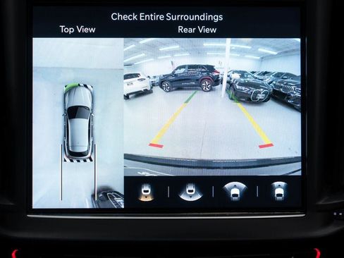 Used 2022 Maserati Levante GT image 19