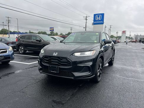 Used 2024 Honda HR-V Sport image 1
