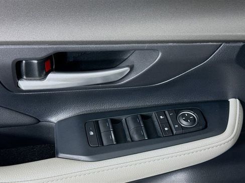 Certified 2024 Toyota Grand Highlander XLE image 17