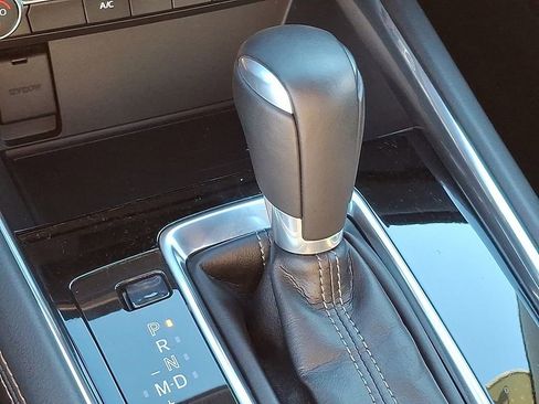 Used 2022 MAZDA CX-5 AWD 2.5 S w/ Premium Package image 21