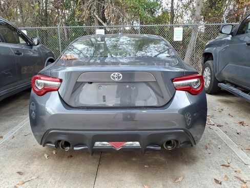 Used 2020 Toyota 86 image 6