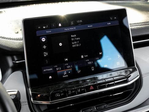 Used 2022 Jeep Compass Limited image 6