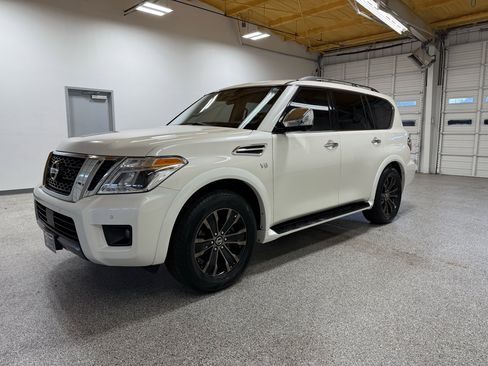 Used 2019 Nissan Armada Platinum w/ Captain's Chairs Package image 8