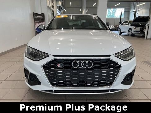 Used 2024 Audi S4 Premium Plus w/ Premium Plus Package image 2