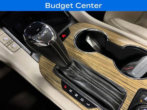 Used 2018 GMC Acadia Denali image 25